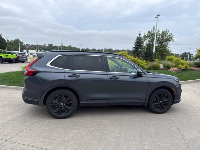 Used 2025 Honda CR-V Sport Touring image 11