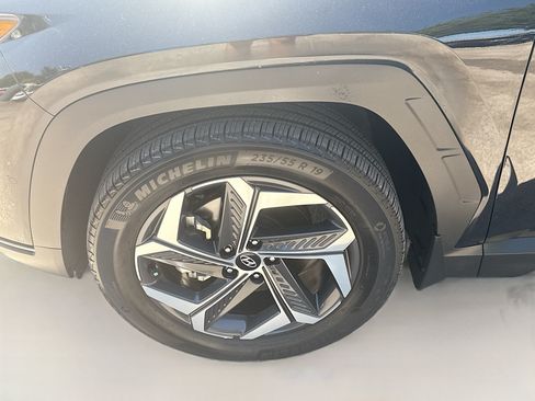Used 2024 Hyundai Tucson Limited AWD/4WD image 34