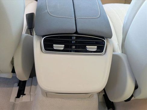 Used 2022 Mercedes-Benz EQS 450+ Sedan image 17