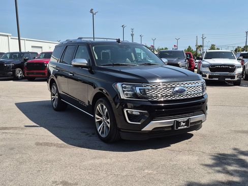Used 2020 Ford Expedition Platinum RWD image 3
