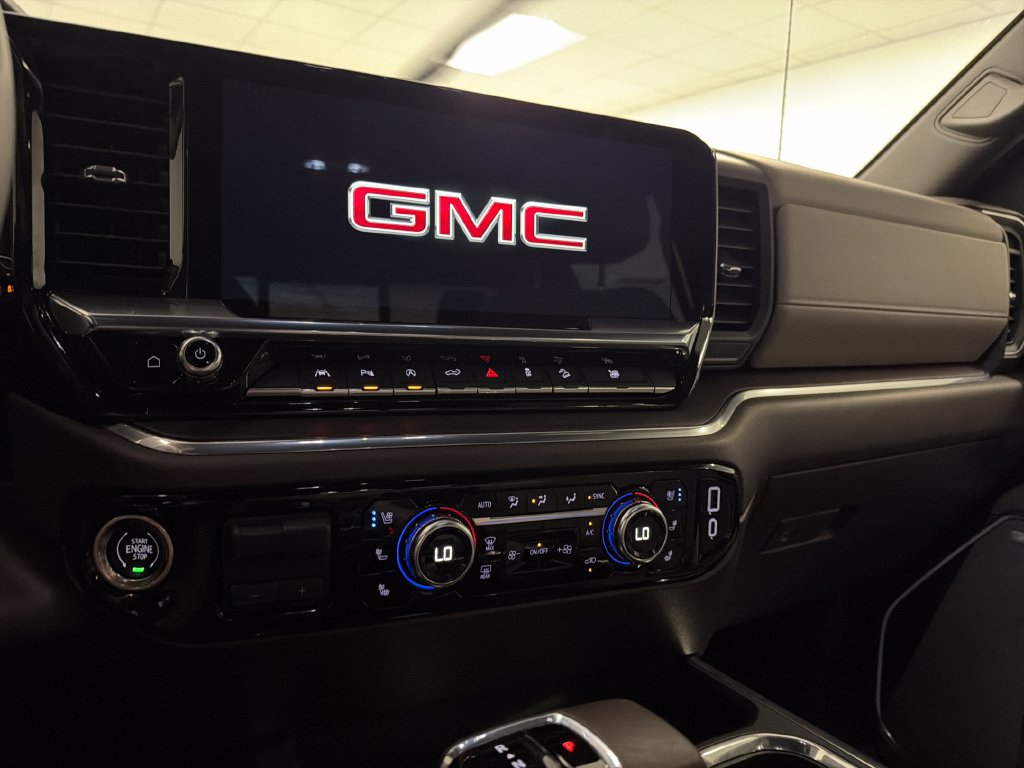 Used 2024 GMC Sierra 1500 SLT w/ SLT Premium Plus Package AWD/4WD image 14