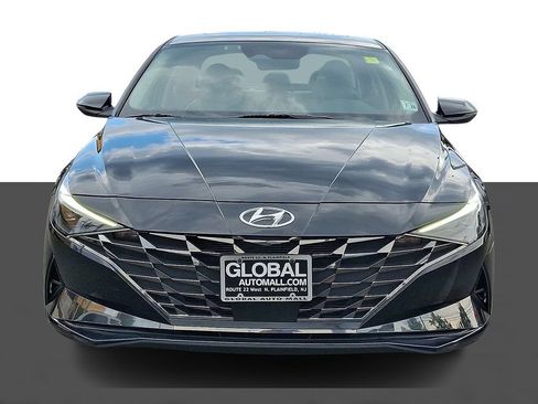 Used 2023 Hyundai Elantra Limited FWD image 2