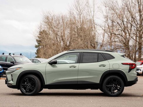 New 2026 Chevrolet Trax ACTIV w/ Sunroof Package image 2