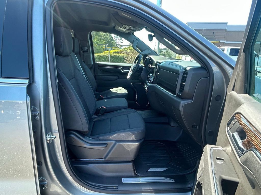 New 2026 GMC Sierra 1500 SLE w/ X31 Off-Road Package AWD/4WD image 33