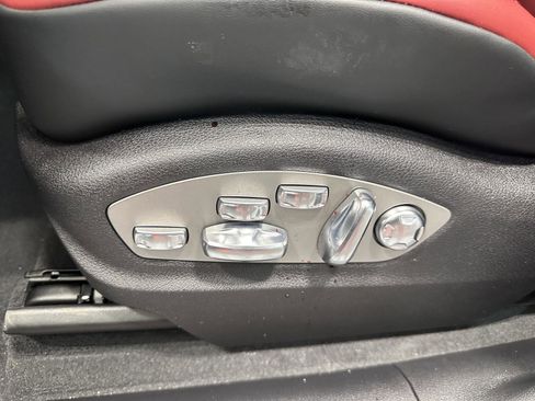 New 2026 Porsche Macan GTS AWD/4WD image 19