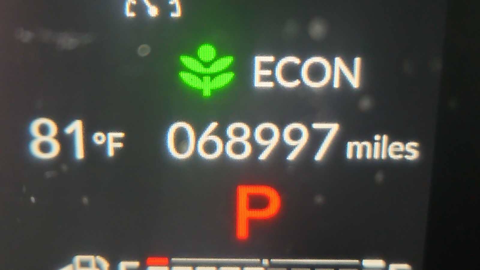 Used 2024 Honda Pilot Touring image 10