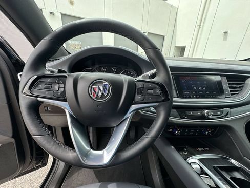 Certified 2024 Buick Enclave Essence FWD image 11