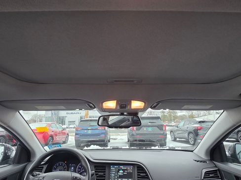 Used 2020 Hyundai Elantra Value Edition w/ Cargo Package (C1) image 23