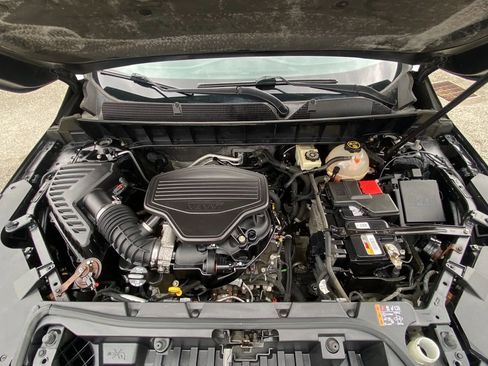 Used 2017 GMC Acadia SLT image 28