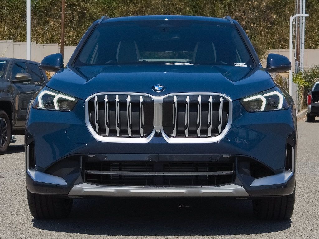 New 2027 BMW X1 xDrive28i w/ Technology Package AWD/4WD image 2