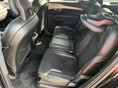 Used 2017 Volvo XC90 T5 R-Design FWD image 21