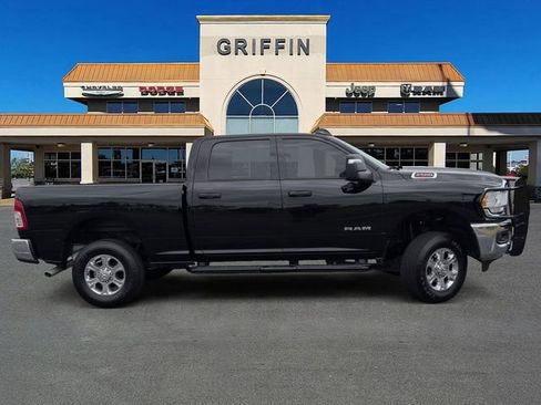 Used 2024 RAM 2500 Big Horn w/ Heated Seats & Wheel Group AWD/4WD image 3