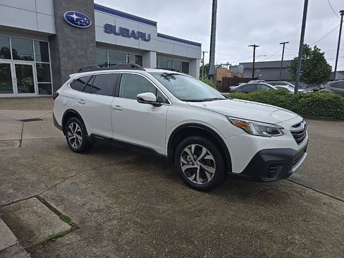 Used 2020 Subaru Outback Limited w/ Popular Package #2 AWD/4WD image 4
