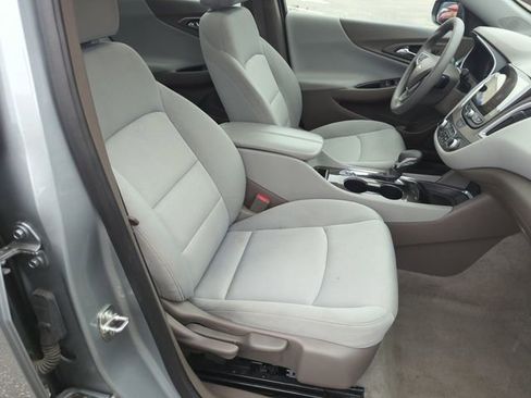 Used 2024 Chevrolet Malibu LT FWD image 35