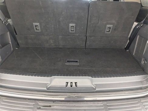 Used 2024 Ford Expedition XLT image 33