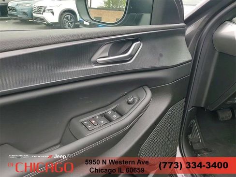 New 2025 Jeep Grand Cherokee L Laredo AWD/4WD image 14