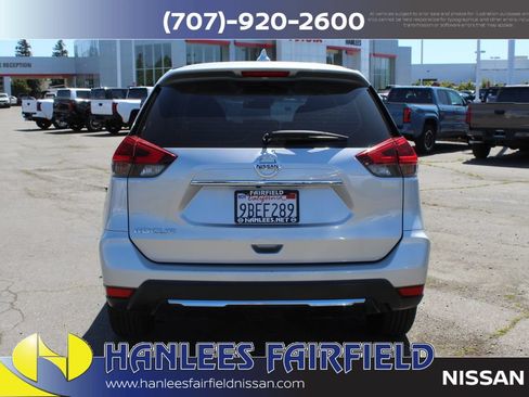 Used 2020 Nissan Rogue S FWD image 8