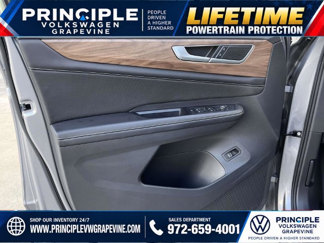Used 2024 Volkswagen Atlas SE FWD image 10