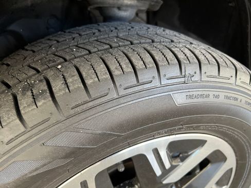 Certified 2025 Subaru Forester Premium AWD/4WD image 29