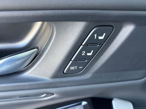 Used 2025 Honda Accord Touring image 28