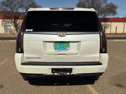 Used 2015 Cadillac Escalade ESV Premium image 6