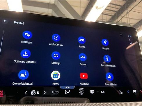 Used 2025 Ford Explorer Platinum image 36