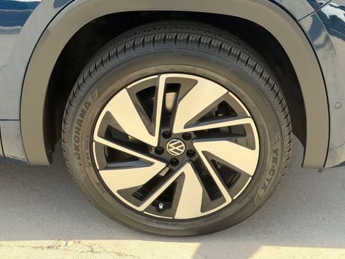 Used 2021 Volkswagen Atlas SEL Premium AWD/4WD image 8