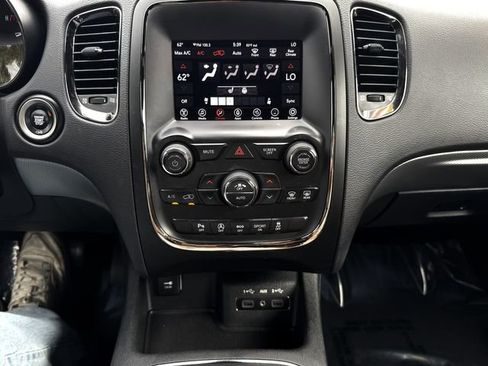 Used 2018 Dodge Durango GT RWD image 22