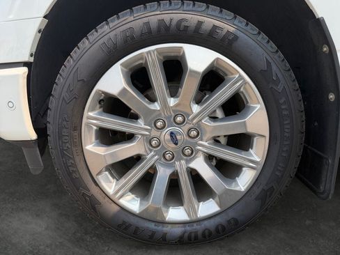 Used 2022 Ford F150 Limited AWD/4WD image 4