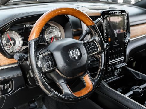 Used 2019 RAM 2500 Limited AWD/4WD image 14