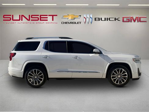 Certified 2021 GMC Acadia Denali w/ Denali Ultimate Package AWD/4WD image 8