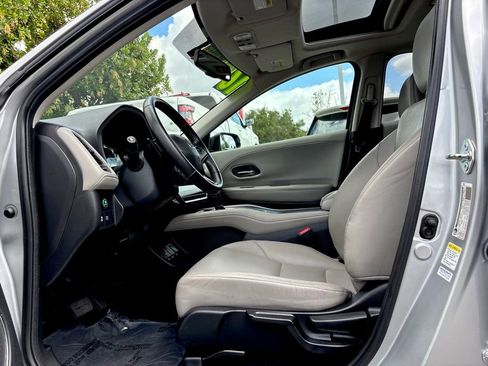 Used 2016 Honda HR-V EX-L image 10