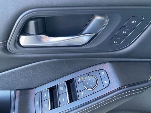 Certified 2023 Nissan Rogue SL w/ SL Premium Package image 25