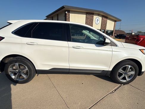 Used 2022 Ford Edge SEL w/ Convenience Package AWD/4WD image 8