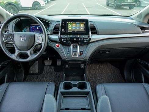 Used 2023 Honda Odyssey EX-L image 41