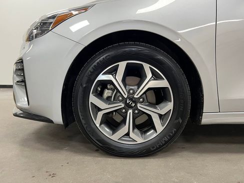 Used 2021 Kia Forte LXS image 12
