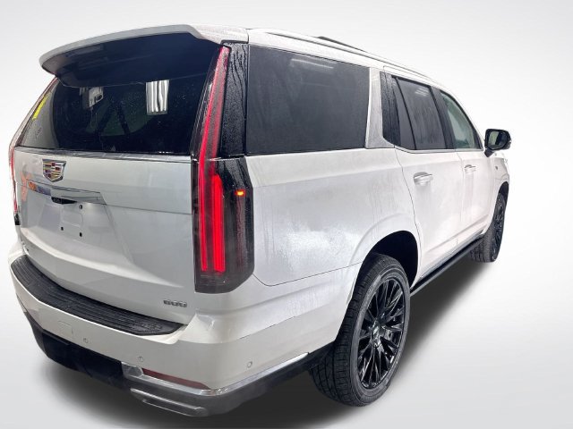Used 2025 Cadillac Escalade Premium Luxury Platinum AWD/4WD image 2