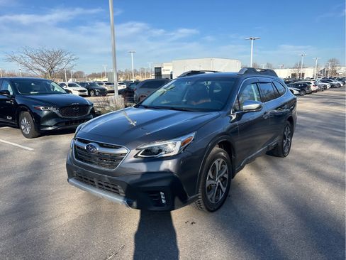 Used 2020 Subaru Outback Touring XT image 2