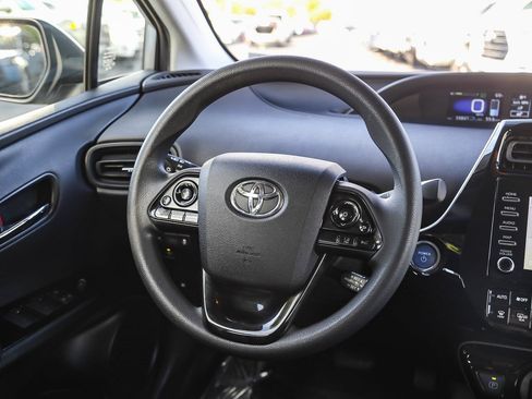 Certified 2020 Toyota Prius L Eco image 15