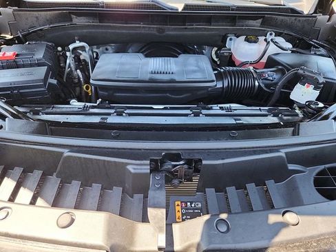 Used 2026 GMC Yukon Denali w/ Sun & Power Step Package AWD/4WD image 29