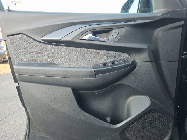 Used 2023 Chevrolet TrailBlazer LT FWD image 21