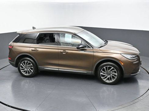 Used 2022 Lincoln Corsair AWD w/ Equipment Group 101A image 45