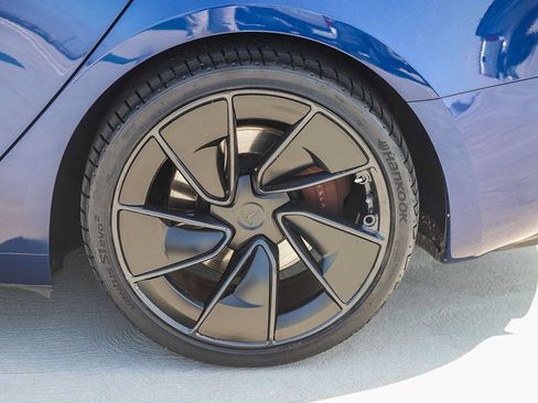 Used 2024 Tesla Model 3 Performance AWD/4WD image 11