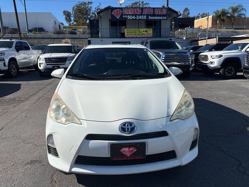 Used 2012 Toyota Prius C Two image 4