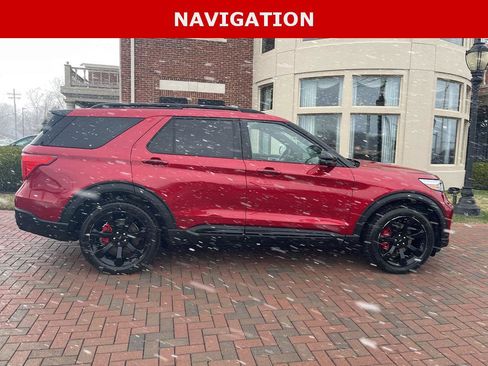 Used 2021 Ford Explorer ST w/ Equipment Group 401A image 7