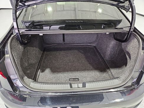 Certified 2025 Volkswagen Jetta Sport FWD image 12