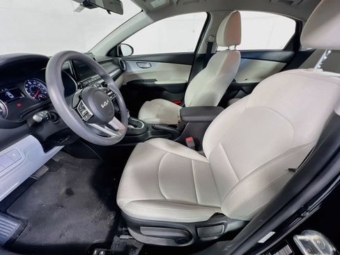 Certified 2023 Kia Forte LXS FWD image 13