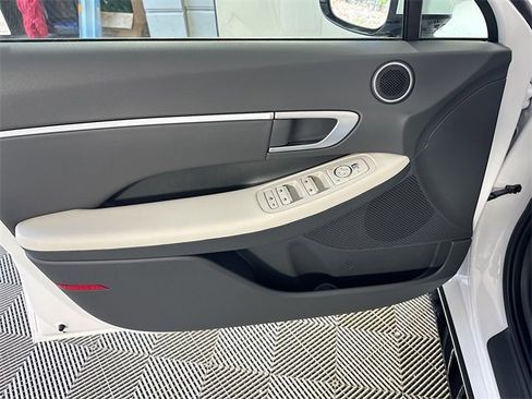 New 2025 Hyundai Sonata SEL image 30