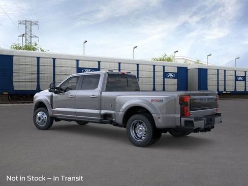 New 2026 Ford F450 Platinum w/ FX4 Off-Road Package image 4