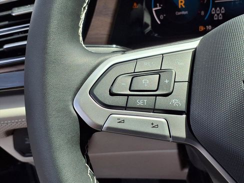 New 2026 Volkswagen Atlas SE image 18